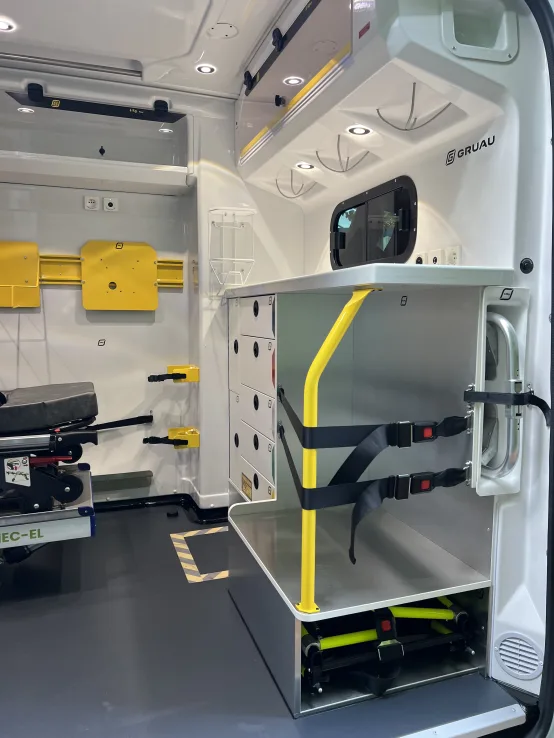 intérieur Gruau ambulances