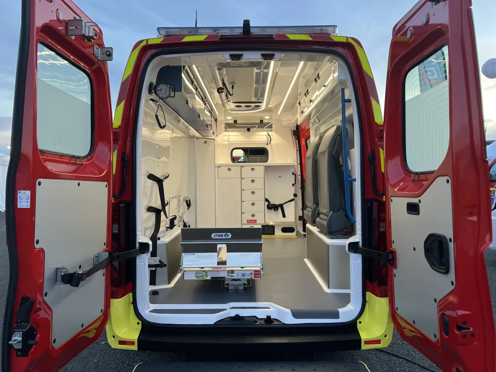 Intérieur VSAV Gifa by Gruau